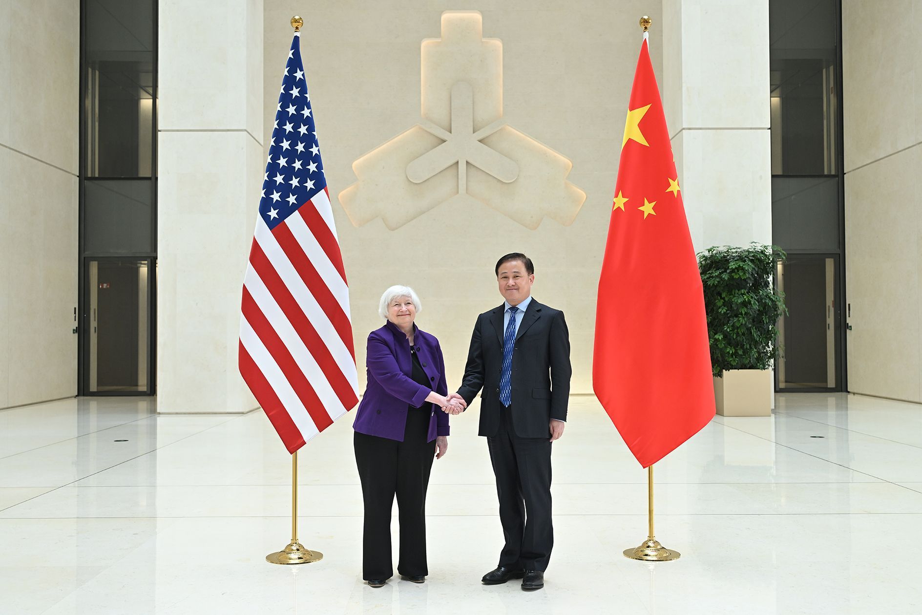 中国人民银行副行长宣昌能主持东亚及太平洋中央银行行长会议组织（EMEAP）第68届副手会并出席相关会议